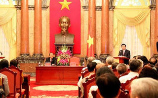 Chủ tịch nước gặp cán bộ ngành Tòa án các thời kỳ