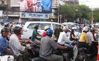 TP HCM vẫn thu phí  bảo trì đường bộ với xe máy
