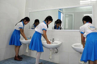Bắc Giang: Loại bỏ các công trình nhà vệ sinh trường học không an toàn