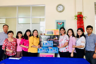 Cần Thơ: Hỗ trợ trang thiết bị hoạt động cho 3 CLB ‘Nữ công nhân nhà trọ’