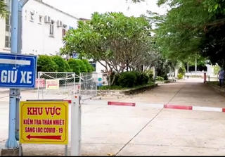 Cách ly 3 ngày, theo dõi sức khỏe 14 ngày với người nhập cảnh đã tiêm đủ liều vaccine