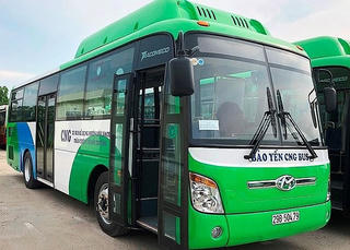 Hà Nội chính thức vận hành 3 tuyến buýt CNG