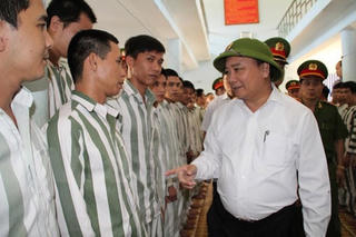 Tạo điều kiện giúp đỡ những người mãn hạn tù hòa nhập cộng đồng