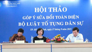 Góp ý sửa đổi Bộ luật TTDS: Không đẩy khó khăn cho người dân