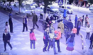 Cha giải cứu con trai bị bắt cóc 9 tháng