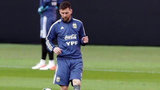 Messi chấn thương, bỏ ngỏ khả năng ra sân ở vòng loại World Cup 2022