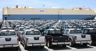 Tăng phí trước bạ ô tô: Xe bán tải có kém hấp dẫn?