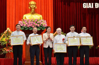 Quảng Ninh: Biểu dương người tốt, việc tốt trong đồng bào công giáo lần thứ III