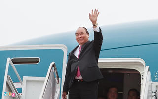 Thủ tướng lên đường thăm Singapore và dự Hội nghị ASEAN