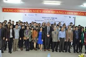 Sinh viên quốc tế đến Đà Nẵng tham dự khóa học quy hoạch bảo vệ, phát triển bờ sông