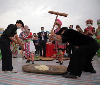 Sôi động ngày hội văn hóa dân tộc Mông