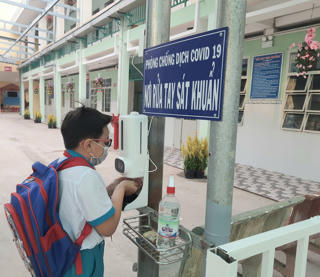 Bạc Liêu: Học sinh tiểu học háo hức trong ngày đầu trở lại trường học trực tiếp