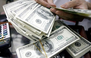 Ngoài ngân hàng còn có 580 đại lý thu đổi ngoại tệ hợp pháp