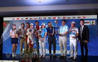 Hơn 180 tay golf tranh tài tại Giải golf người Việt ở châu Âu