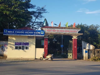 Mâu thuẫn, nam trưởng phòng tổ chức ném ghế về phía nữ đồng nghiệp