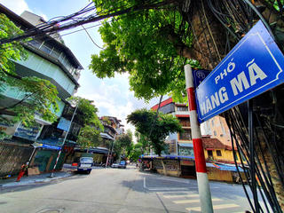 [ẢNH] Trầm lặng phố Hàng Mã