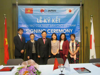 Nâng cao năng lực nữ hộ sinh tuyến cơ sở