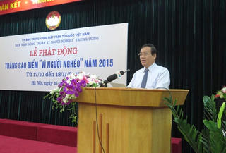 Phát động tháng cao điểm Ngày vì người nghèo năm 2015