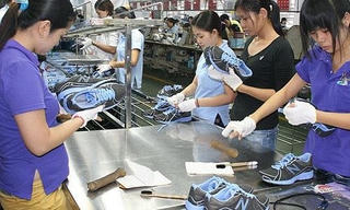 4 tháng, xuất khẩu da giày, dệt may đạt hơn 10 tỷ USD