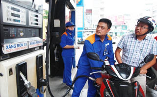 Xăng, dầu giảm giá sâu nhất từ đầu năm