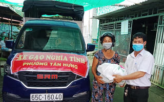 Cùng người dân vượt qua dịch bệnh