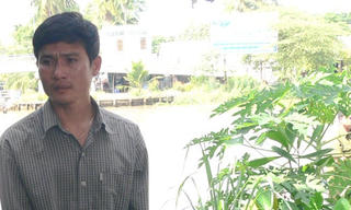 Dùng vỏ lãi vận chuyển 2.000 gói thuốc lá lậu