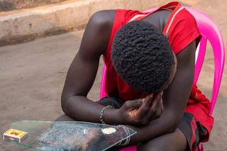 'Zombie' tràn ngập Congo: Loại ma túy khiến con người quên đi thực tại