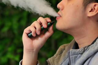Nguy cơ đến từ thuốc lá điện tử