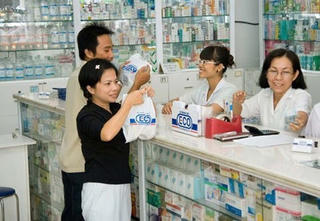 Thuốc nhập khẩu tăng giá