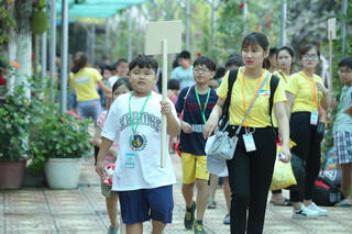 'Live in Farm'- Món quà tuổi thơ Viettel tặng con em khách hàng thân thiết