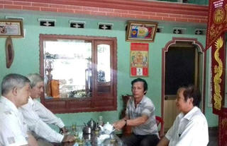 MTTQ Bình Định thăm hỏi gia đình các học sinh bị tai nạn đuối nước