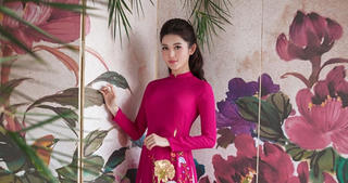 Á hậu Huyền My khoe nét đằm thắm trong tà áo dài