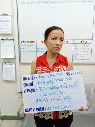'Nữ quái' chuyên bắt chuyện khách chờ xe, đánh thuốc mê rồi trộm tài sản