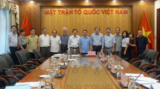 Nghiệm thu đề tài khoa học ‘Thuật ngữ Mặt trận Tổ quốc’