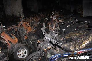 [ẢNH] Đưa hàng trăm xe máy, ô tô cháy rụi trong 'thảm họa' Carina ra ngoài