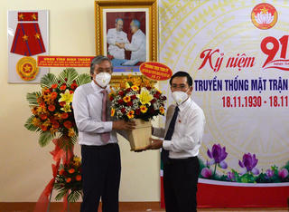 Lãnh đạo tỉnh Ninh Thuận chúc mừng Mặt trận tỉnh nhân ngày 18-11