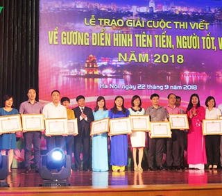 39 tác phẩm đạt giải Cuộc thi viết về người tốt việc tốt thành phố Hà Nội 2018