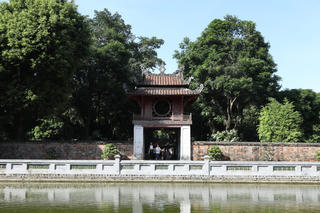 Văn Miếu - Quốc Tử Giám: Tìm hướng tiếp cận người trẻ