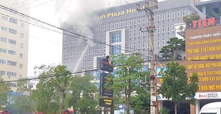 Cháy lớn tại khách sạn Vinh Plaza