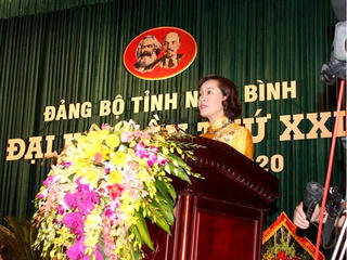 Bà Nguyễn Thị Thanh tái cử Bí thư Tỉnh ủy Ninh Bình