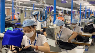 Nữ giới chịu nhiều ‘cú sốc’ vì Covid