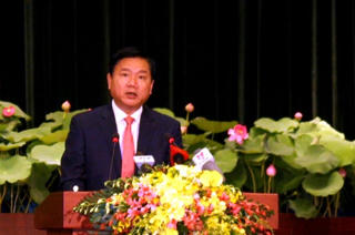 Bí thư Đinh La Thăng:  Còn những 'điểm nghẽn' đang cản trở thành phố phát triển