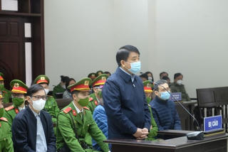 Ông Nguyễn Đức Chung tiếp tục hầu tòa vì can thiệp giúp Nhật Cường trúng thầu