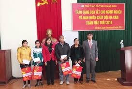 Tết Vì người nghèo và nạn nhân chất độc màu da cam