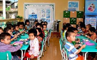 Tiền hỗ trợ ăn trưa chưa đến đủ với trẻ mầm non