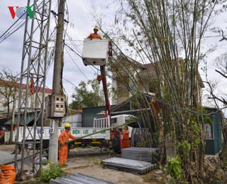 2 huyện ở Hà Tĩnh vẫn sẽ mất điện hoàn toàn trong vài ngày tới