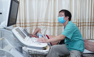 Chuyển giao kỹ thuật điều trị suy giãn tĩnh mạch