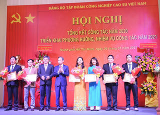 Doanh thu của ngành cao su đạt trên 1 tỷ USD