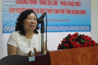 Phẫu thuật đục thủy tinh thể miễn phí