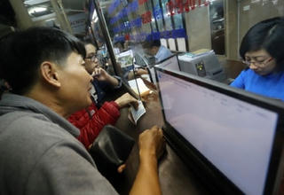 Chính thức bán vé tàu Tết